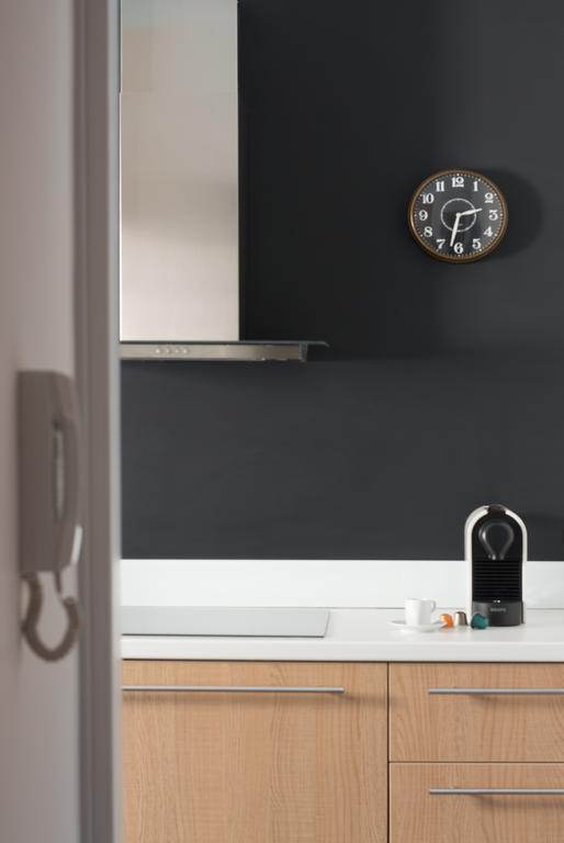 אתונה Aba Apartment Korizi Street מראה חיצוני תמונה
